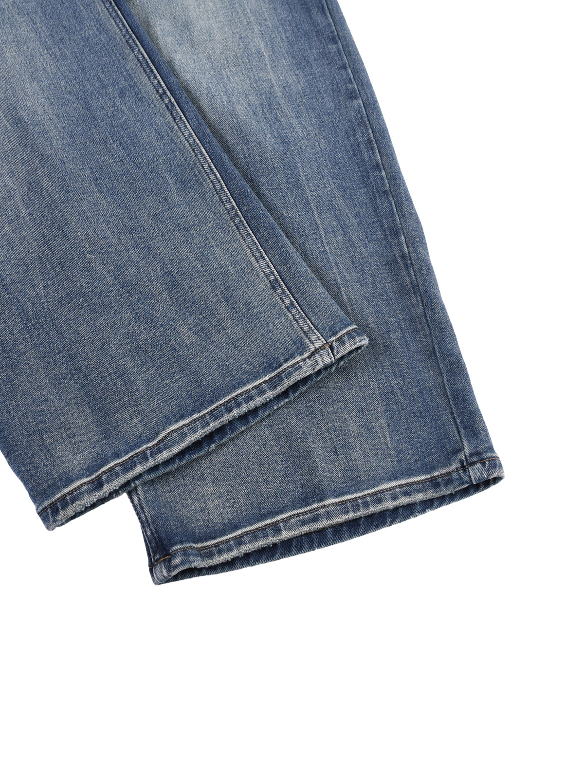 Sunfade Jean in Blue, construction detail, supplier photograph of the garment